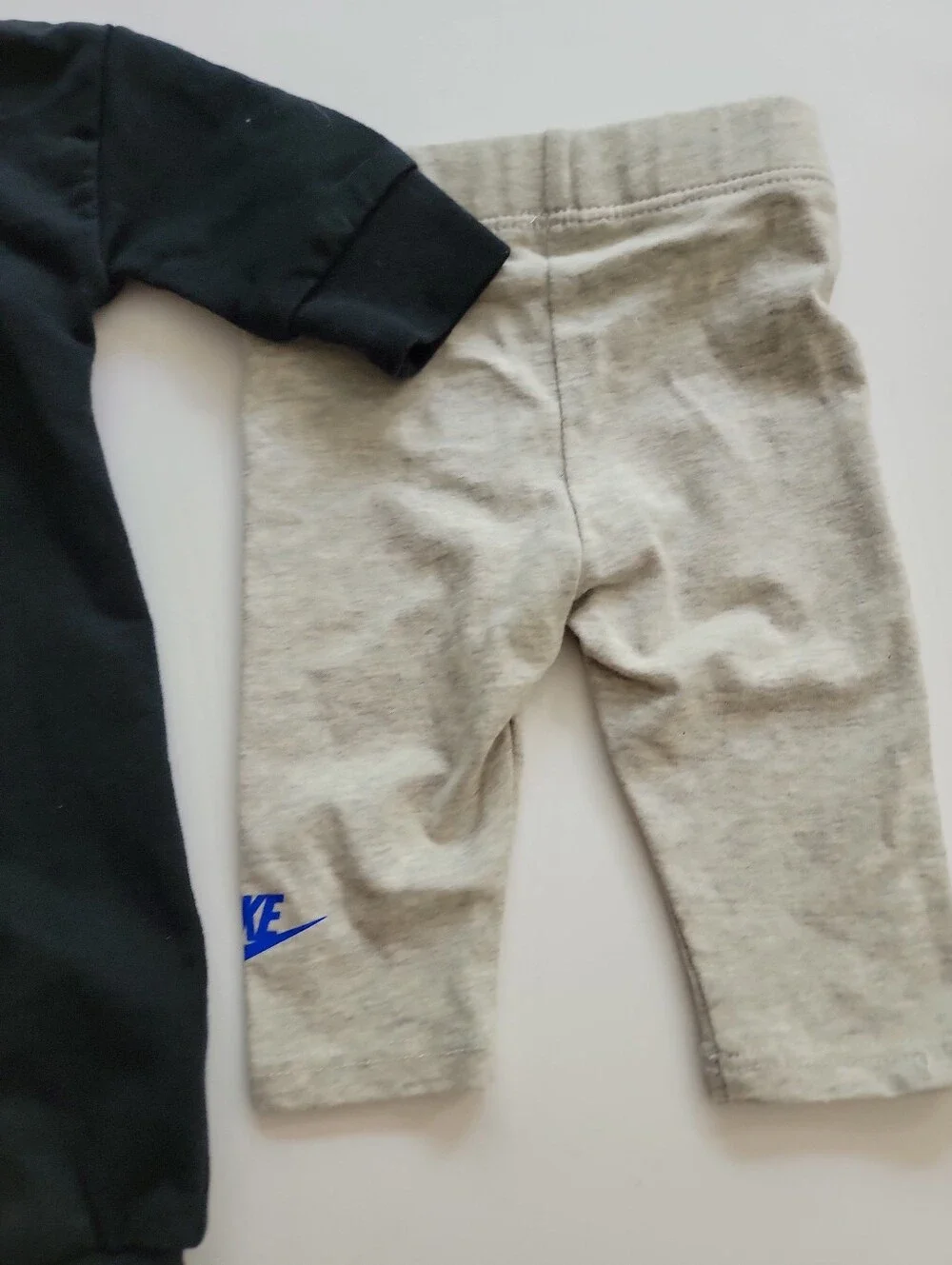 Nike Black Hooded One-Piece And Light Gray Leggings Newborn